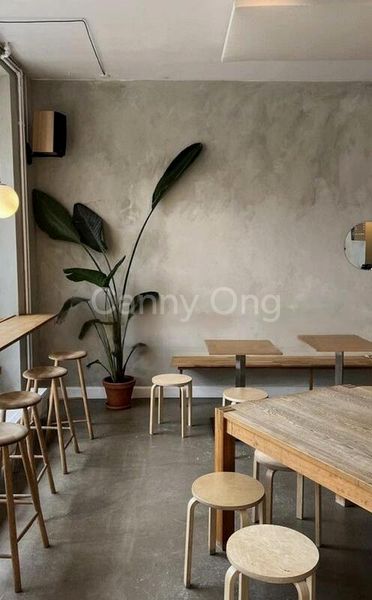 Food & Beverage for Rent in  Seletaris - Image 4